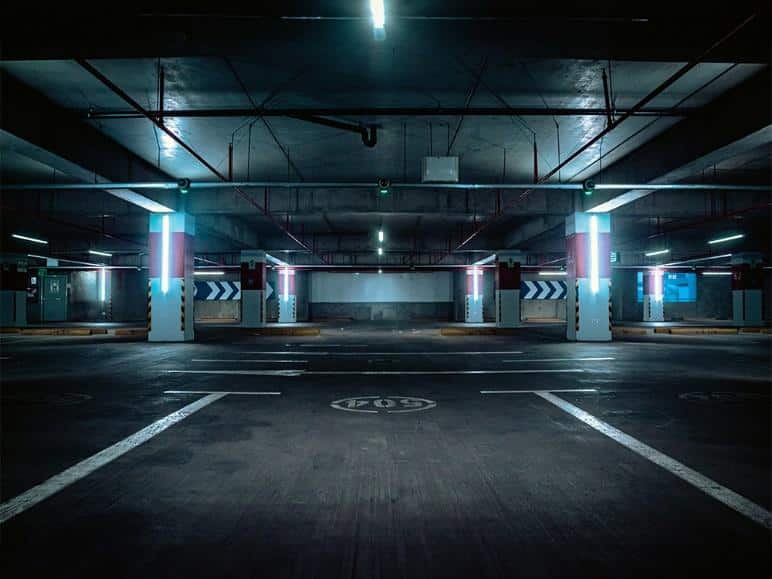 Erneuerung der Stellplatzbeschriftungen bei Garagen sowie Parkplatz- und Bodenmarkierungen